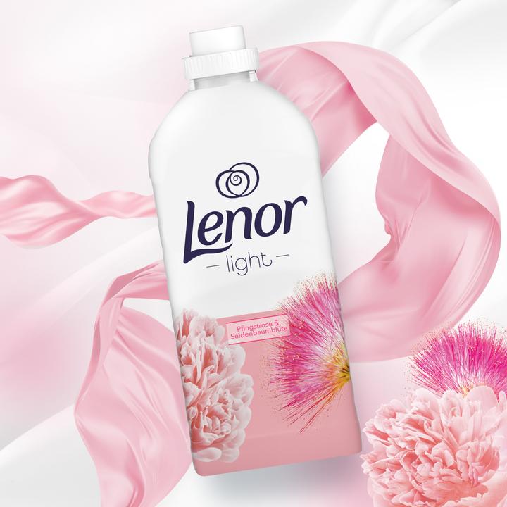 Image du produit Lenor Assouplissant Pivoine & Fleur d'Hibiscus (32 Cycles de lavage, Liquide)