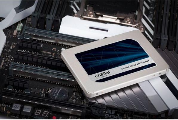 Actual product image Crucial MX500 (4000 GB, 2.5")