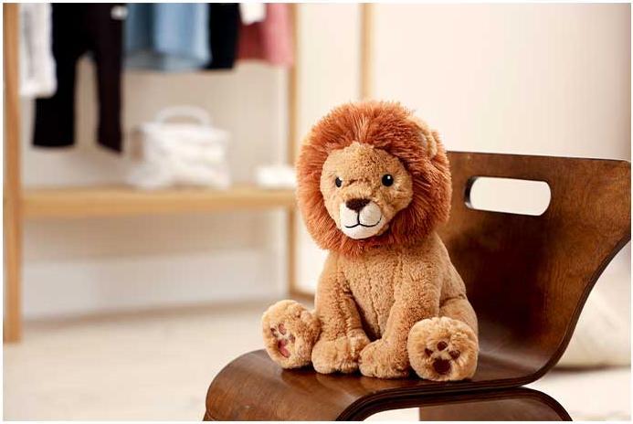 Actual product image Cloud B Cuddly Toy with Music Lion Louis (20.10 cm)