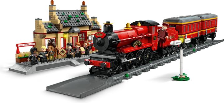 Produktbild LEGO Hogwarts Express & der Bahnhof von Hogsmeade (76423, LEGO Harry Potter)