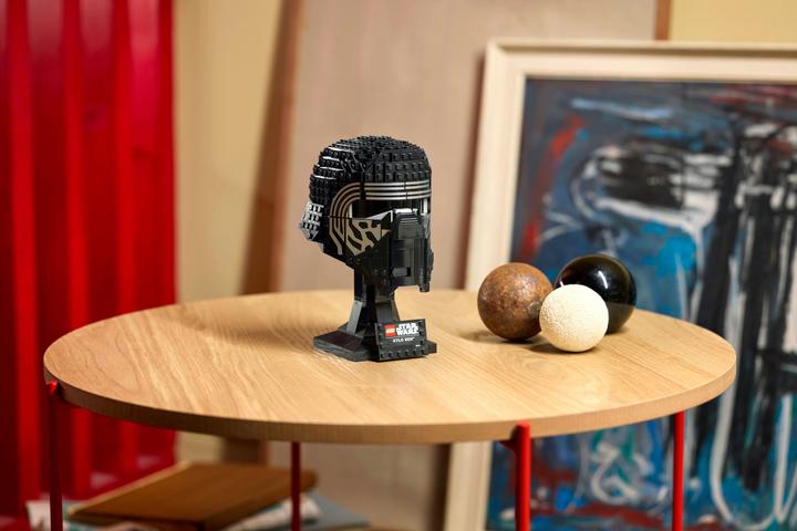 Image du produit LEGO Casque Kylo Ren (75415, LEGO Star Wars)