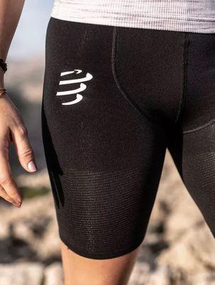 Produktbild Compressport Trail Under Control Damen Short (M)