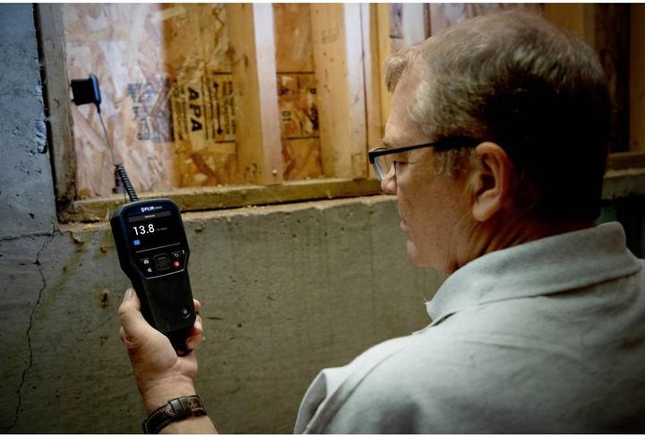 Actual product image Flir ial Moisture Meter Moisture Meter and Thermal Imager with MSX®