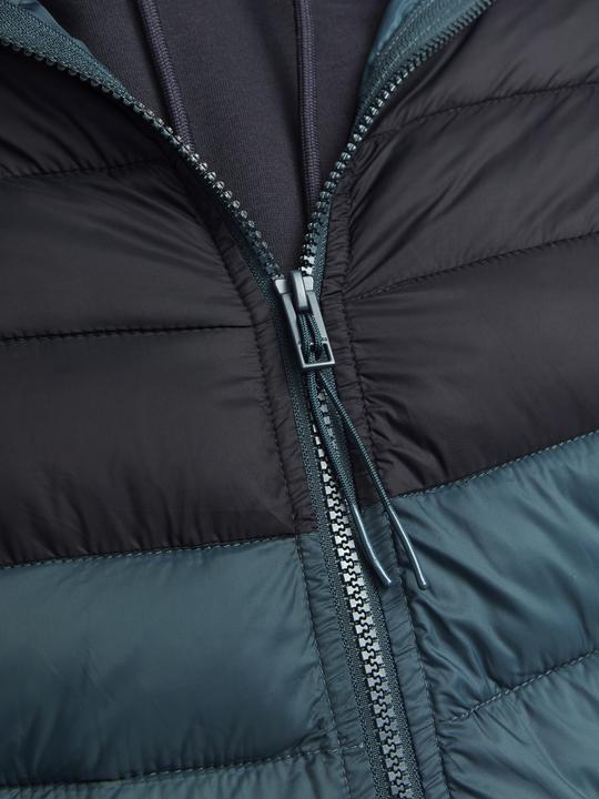 Actual product image Jack & Jones Jjesprint Puffer Hood Noos Pls (4XL)