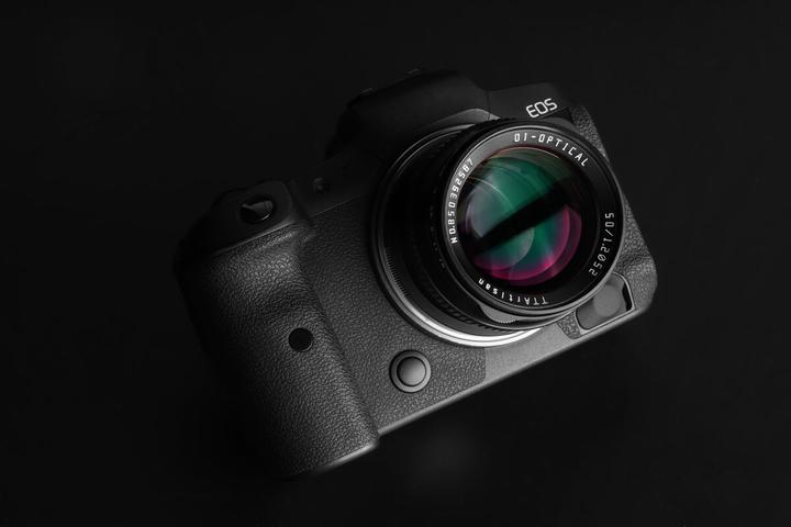 Image du produit TTArtisan 50mm f1.2 pour monture Fuji FX (APS-C) (Fujifilm X, APS-C / DX)