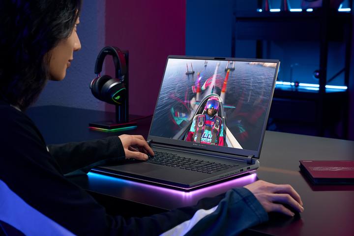Produktbild ASUS ROG Strix G16 G615LW-S5058W 16 gaming laptop (G615LW-S5058W) (15.98", Intel Core Ultra 9 275HX, 32 GB, 1000 GB, Eng. Int.)