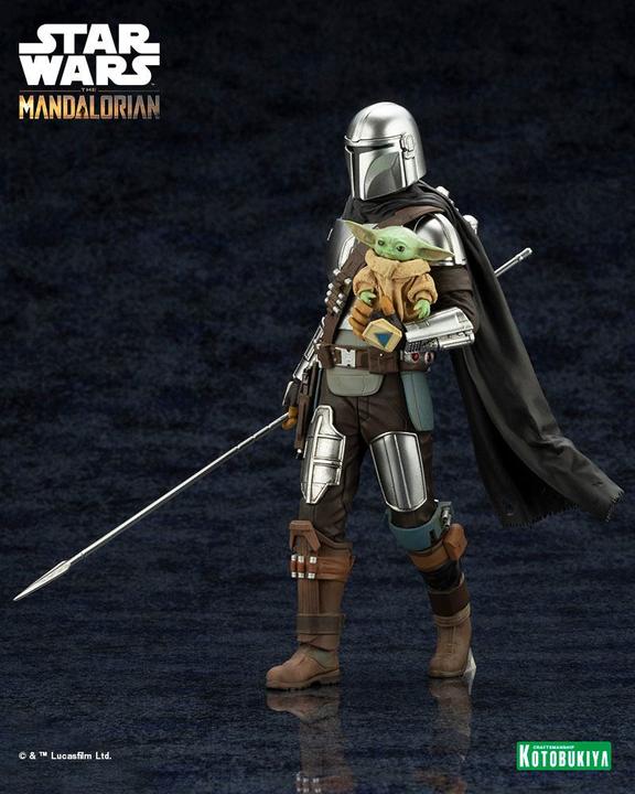Actual product image Kotobukiya Star Wars The Mandalorian statuette PVC ARTFX 1/10 Mandalorian & Grogu with Beskar Staff 18 cm