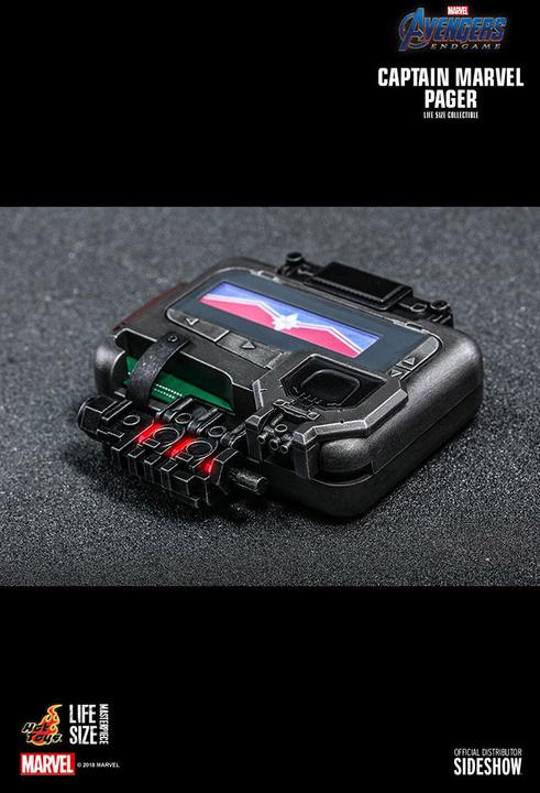 Image du produit Hot Toys Captain Marvel "Captain Marvel Pager" 1:1 Scale Prop Replica