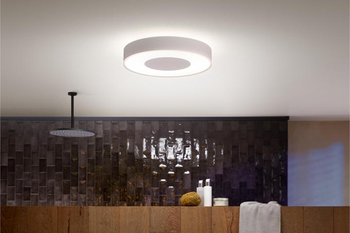 Produktbild Philips Hue White & Color Ambiance Xamento (3400 lm)