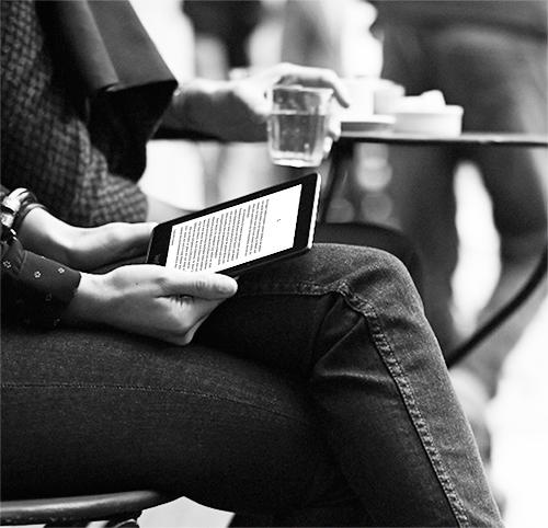 Immagine prodotto Amazon Kindle Voyage (6", 4 GB, Nero)