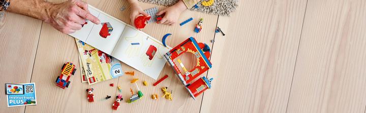 Actual product image LEGO Disney 10776 Mickey and Friends fire station and car (10776, LEGO Disney)