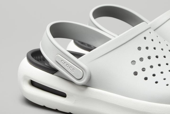 Actual product image Crocs InMotion Clog (42, 42.5, 43, 42 2/3)