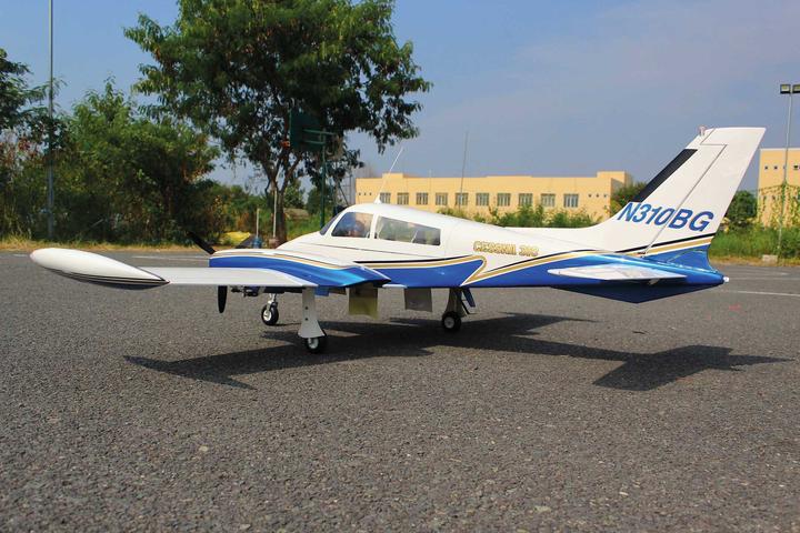 Productafbeelding Seagull Models ( SG-Models ) Cessna 310 Giant Twin 81" OHNE Einziehfahrwerk ARF