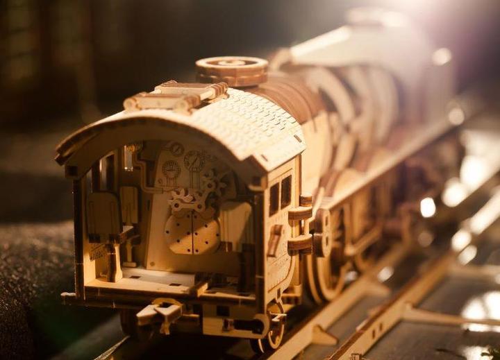 Produktbild Ugears Lokomotive V-Express mit Wagon