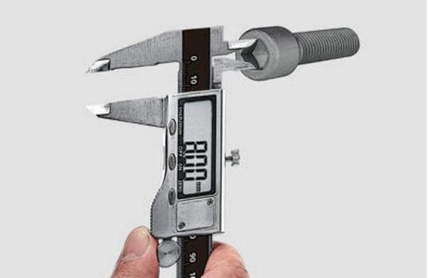 Actual product image Laserliner MetricMaster Plus measuring tool (15 cm)