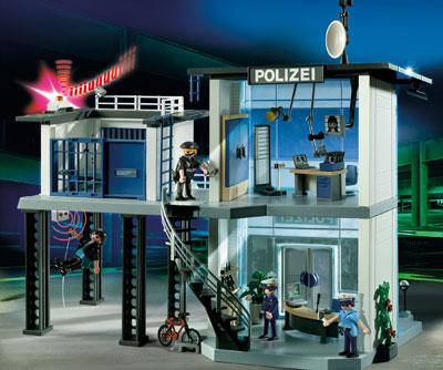 Produktbild Playmobil Polizei-Kommandostation mit Alarmanlage (5176)