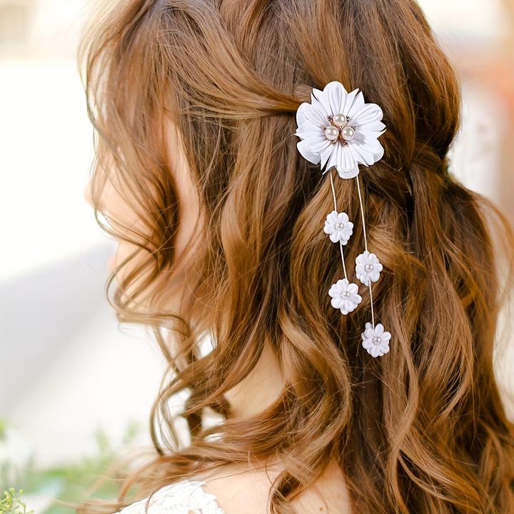 Actual product image Activity Board 2pcs Elegante Prinzessin Blume Haarspangen Süsse Faux Dekor Quaste Haarnadeln Ideal Haar Zubehör (2 pcs.)