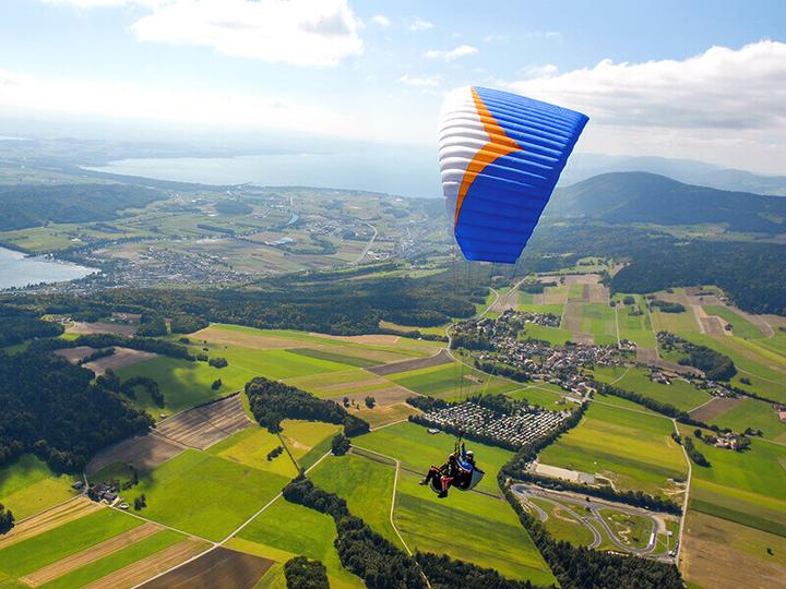 Produktbild Smartbox Paragleiten oder Zipline in Italien oder der Schweiz (4 Pers.)