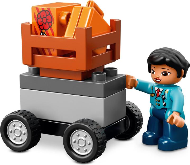 Actual product image LEGO DUPLO Airport (10871)