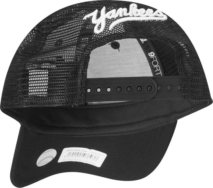 Actual product image New Era 9Forty Trucker New York Yankees