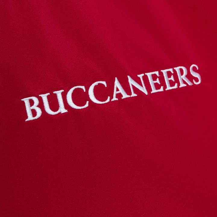 Image du produit Mitchell & Ness M&N Heavyweight Satin Veste - NFL Tampa Bay Buccaneers (S)