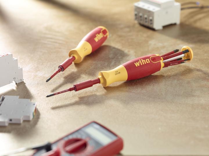 Produktbild Wiha Schraubendreher mit Bit Magazin (Schlitzschrauben, Pozidriv-Kreuzschlitz (PZ))