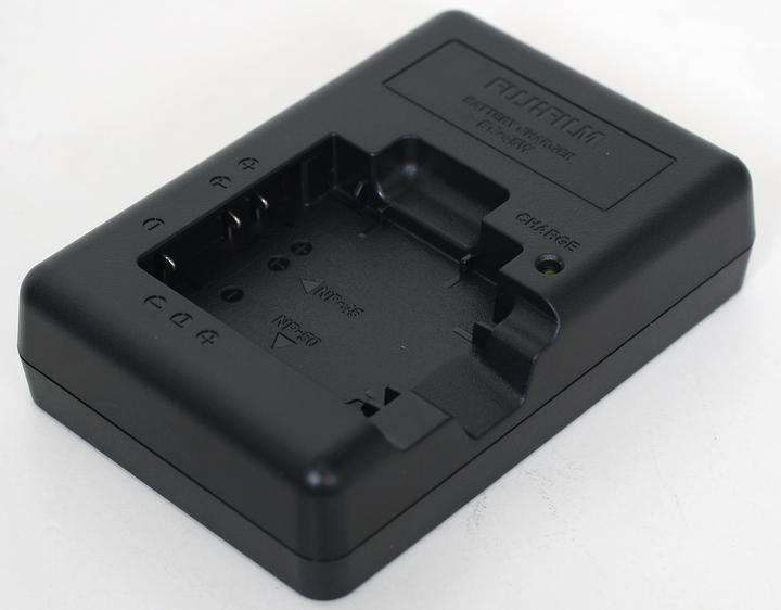 Actual product image Fujifilm BC-45W Charger for battery NP-45/NP-50 (Camera battery charger)