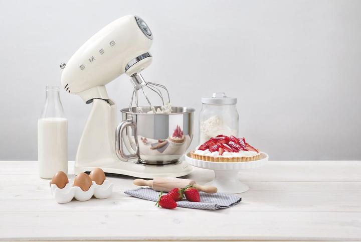 Actual product image Smeg 50's Retro Style (800 W)