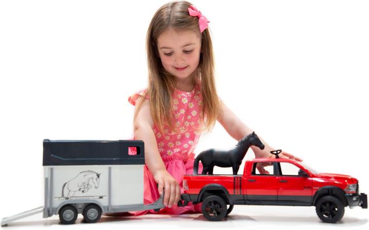 Image du produit Bruder Dodge RAM 2500 avec remorque pour chevaux