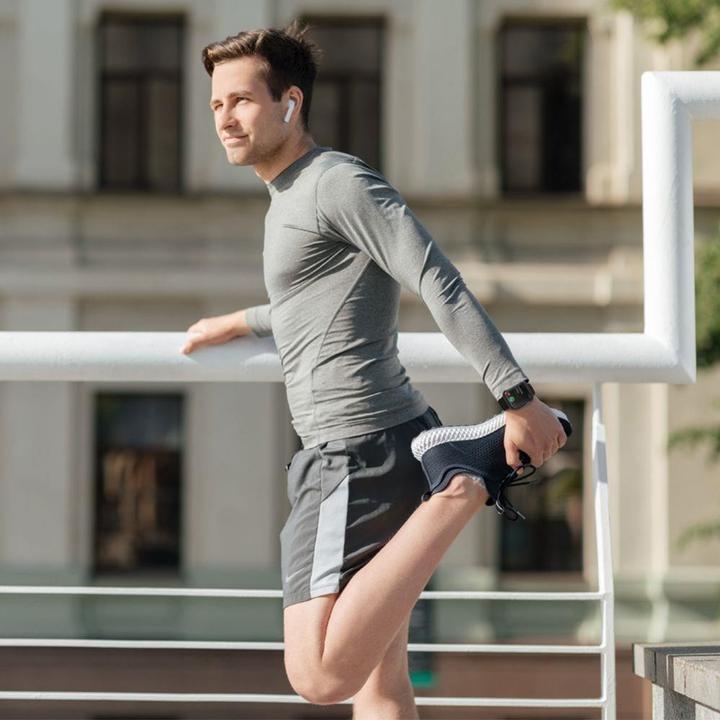 Produktbild Spigen Ultra Hybrid-Gehäuse für Apple Watch 7 / 8 / 9 (41 mm) – transparentes Grau