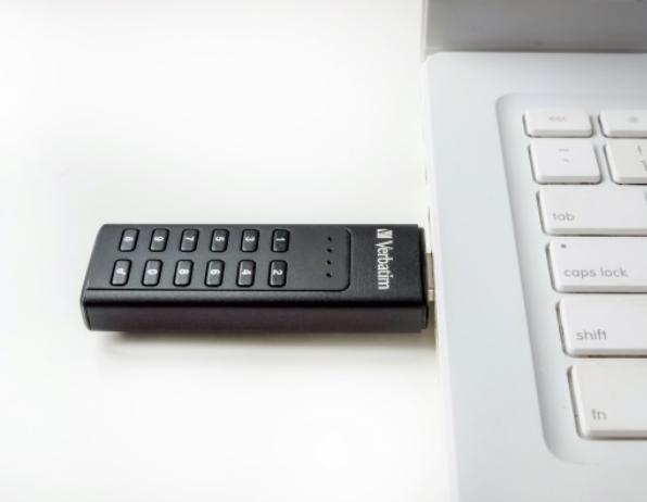 Produktbild Verbatim Keypad Secure (32 GB, USB-A)
