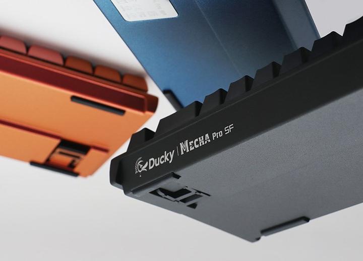 Produktbild Ducky Mecha Pro SF Gaming Tastatur - Cherry MX-Speed-Silver (US) (US, Kabelgebunden)