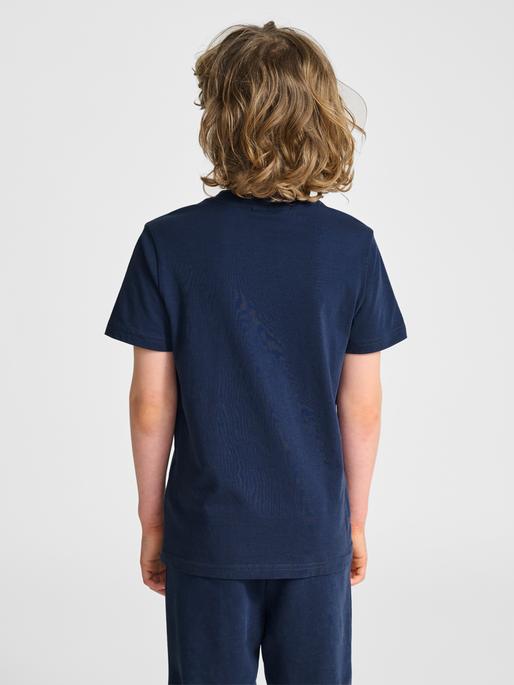 Actual product image hummel hmlJR BASE T-SHIRT S/S (10, 11, 12, 13, 14, 15, 16)