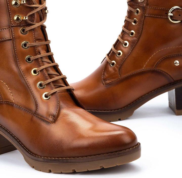 Actual product image Pikolinos Llanes (40)