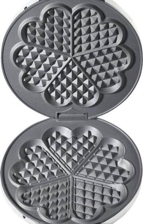 Actual product image Cloer Heart waffle iron