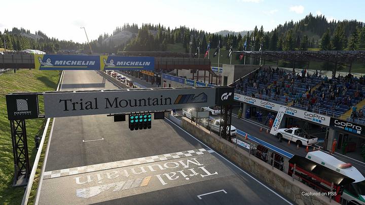 Immagine prodotto Sony Gran Turismo 7 (PS5, Multilingue)