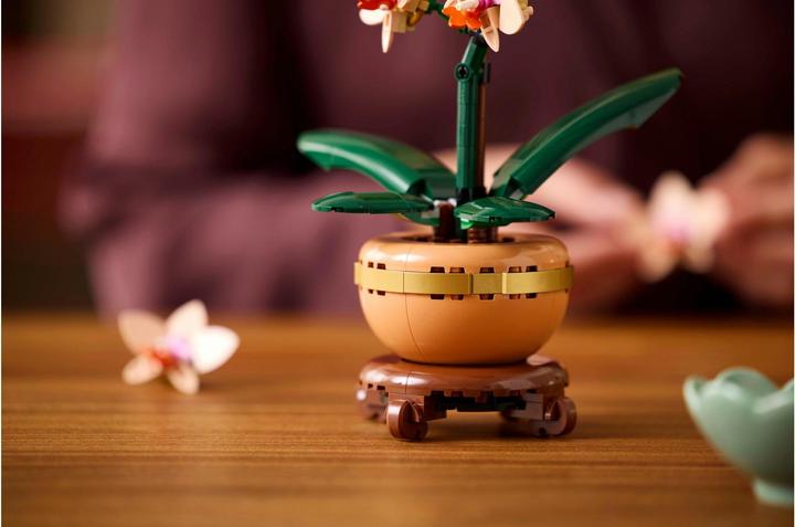 Actual product image LEGO Mini-Orchidee (10343, LEGO Botanical)