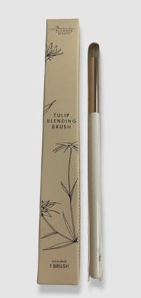 Actual product image Monika Blunder Beauty Monika Blunder White Domed Synthetic Tulip Blending Brush (Foundation)
