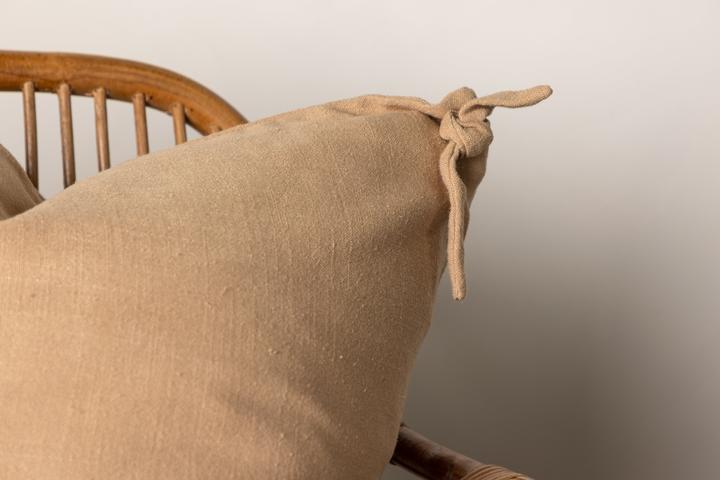 Actual product image Venture Home Nora (60 x 60 cm)