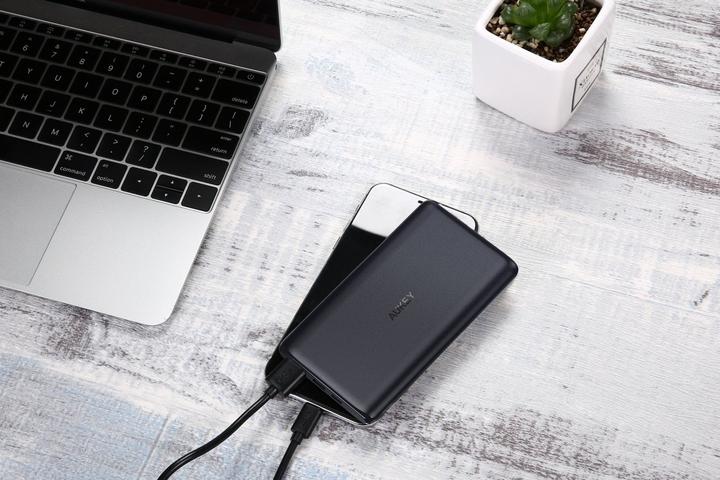 Produktbild Aukey PB-XN5 (5000 mAh, 18 W, 18.50 Wh)