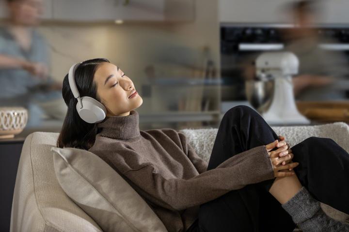Actual product image Sony WH-1000XM5 (NC, 30 h, Wireless, Cable)