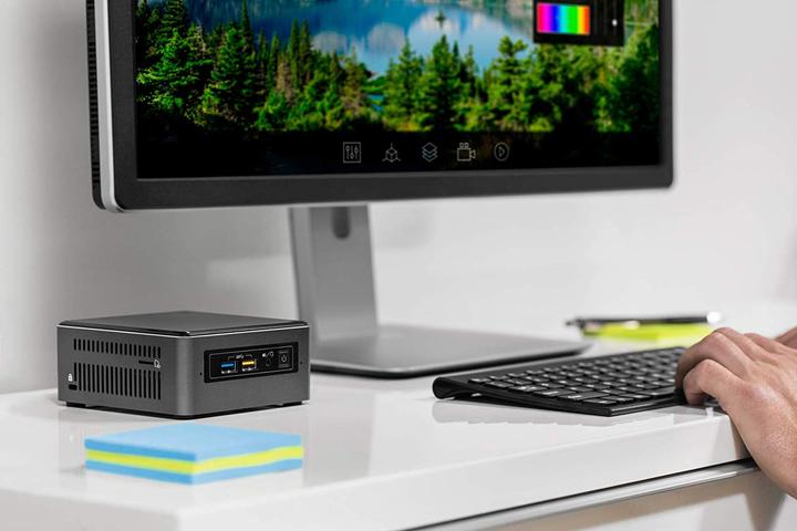 Immagine prodotto Intel Mini PC NUC7i3BNH (Intel Core i3-7100U)