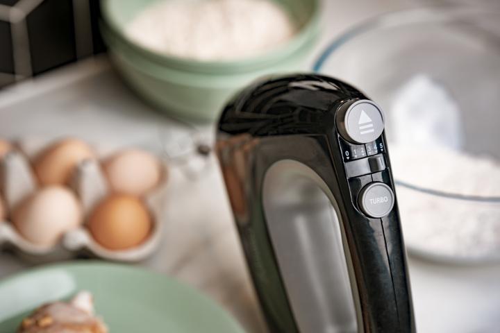 Produktbild Camry CR 4220B mixer Hand mixer Black, Grey (750 W)