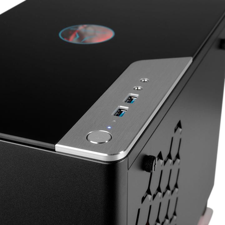 Actual product image Medion Erazer X67095 (Intel Core i7-8700, 16 GB, 512 GB)