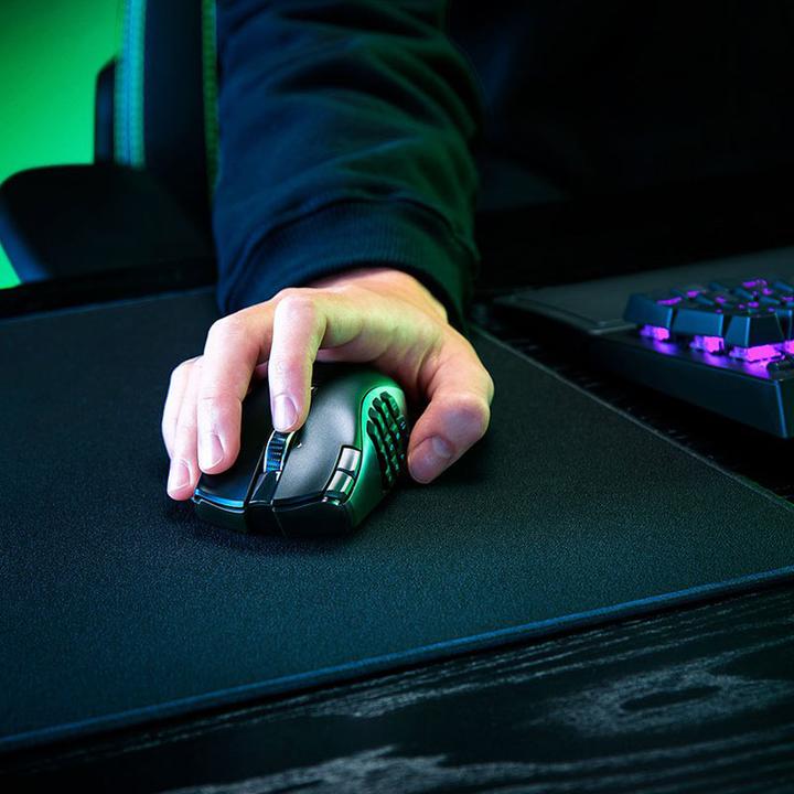 Image du produit Razer Naga V2 HyperSpeed pour le jeu, 2,4 GHz, Bluetooth, Sans fil, Noir (Sans fil)