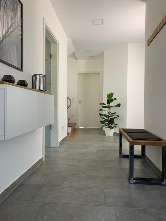Actual product image Flowerbox Fiddle-leaf fig - height ca. 100 cm, pot-Ø 21 cm - Ficus Lyrata (100 cm)
