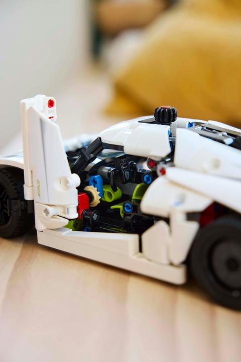 Produktbild LEGO Koenigsegg Jesko Absolut (42184, LEGO Technic)