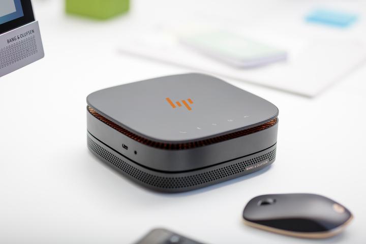 Produktbild HP Elite Slice G2 (Intel Core i5-7500T, 8 GB, 256 GB)