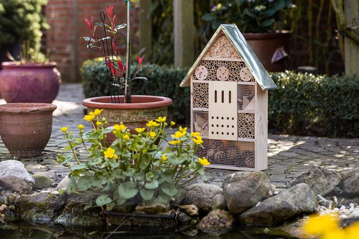 Produktbild NoName Insektenhotel XXL stehend mit Erdspiess (Florfliegen, Marienkäfer, Wildbienen)