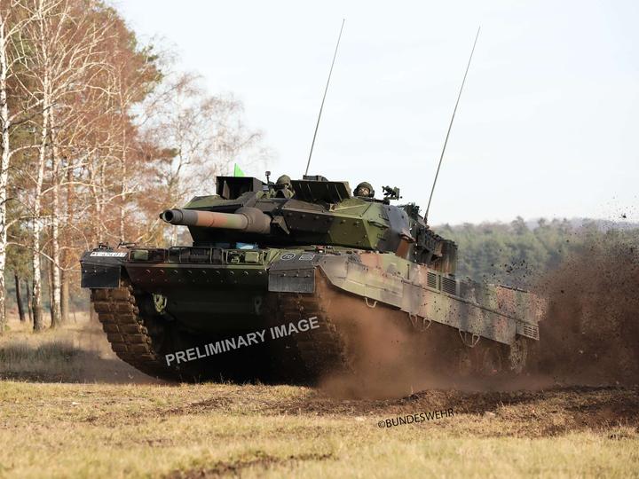 Produktbild Revell Leopard 2 A7V